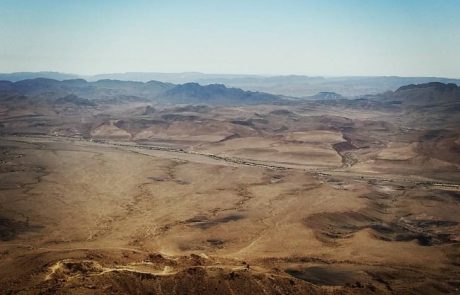 פעילויות פסח במצפה רמון  חלק א' – מטיילים עם ילדים